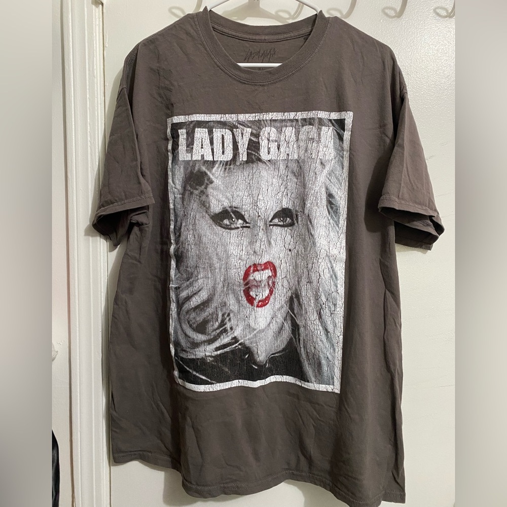 Lady Gaga Graphic Tee / T-shirt